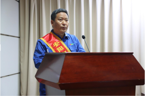 榮譽(yù)雙雙來襲!安彩兩人一集體榮獲安陽市五一勞動獎?wù)潞凸と讼蠕h號